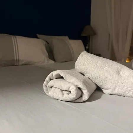 Hotel apartamentowy Le Dupe Brissac-Quince